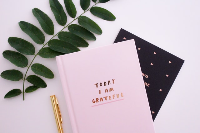 Dropshipping Notebooks/Journals/Planners: 10 Suppliers & 8 Product Ideas